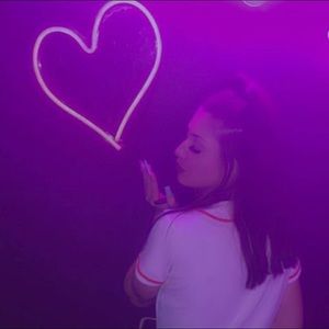 Meet your Posher, Tori